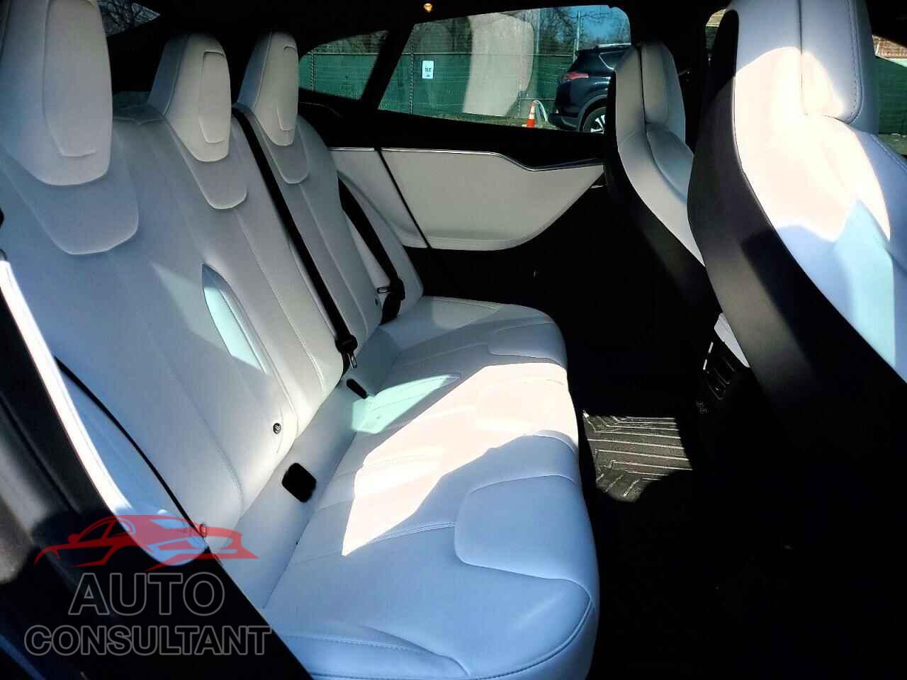 TESLA MODEL S 2017 - 5YJSA1E27HF206113