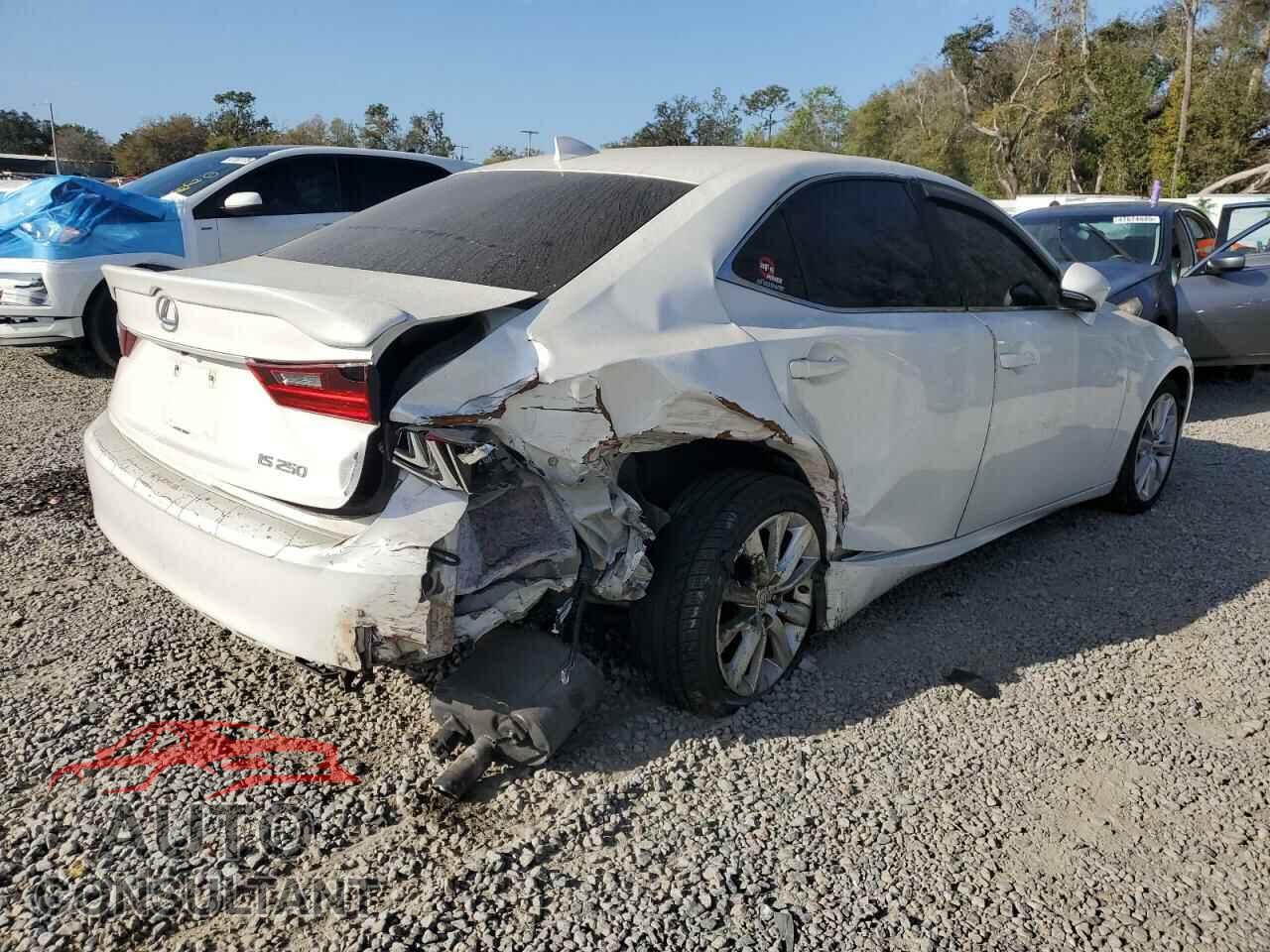 LEXUS IS 2015 - JTHBF1D2XF5053257