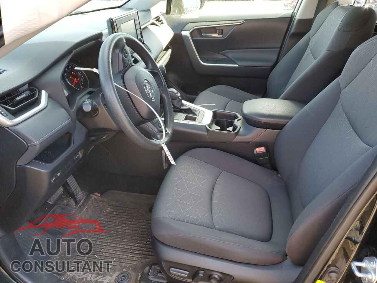 TOYOTA RAV4 2019 - JTMP1RFV3KD002081