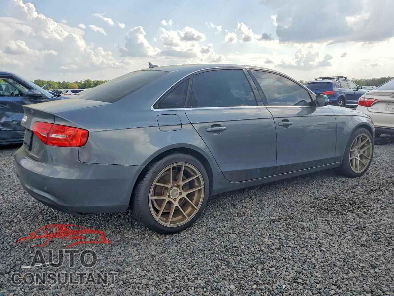 AUDI A4 2013 - WAUBFAFL0DN019930