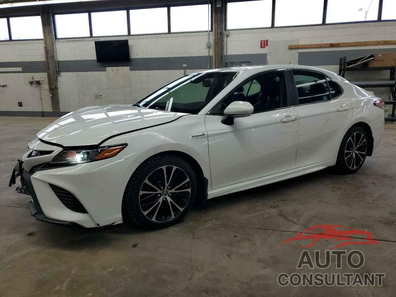 TOYOTA CAMRY 2018 - 4T1B21HKXJU009213