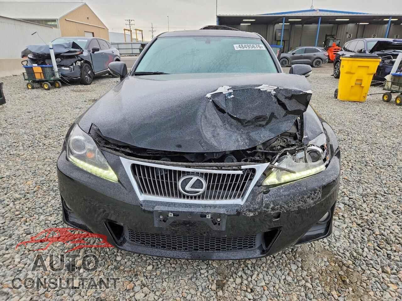 LEXUS IS 2013 - JTHCF5C21D5061984