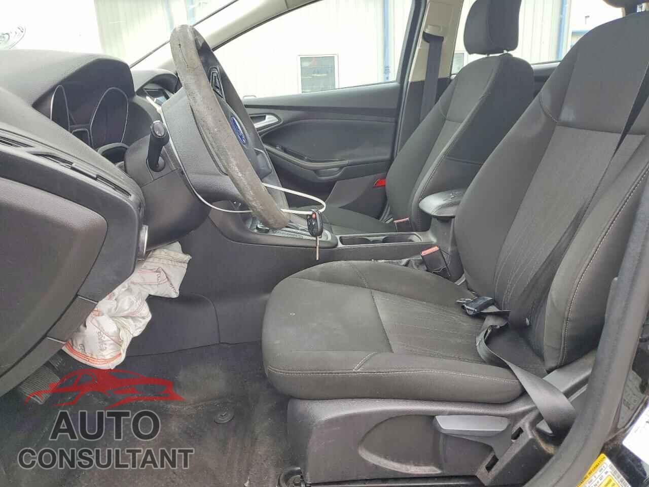 FORD FOCUS 2017 - 1FADP3H27HL248413