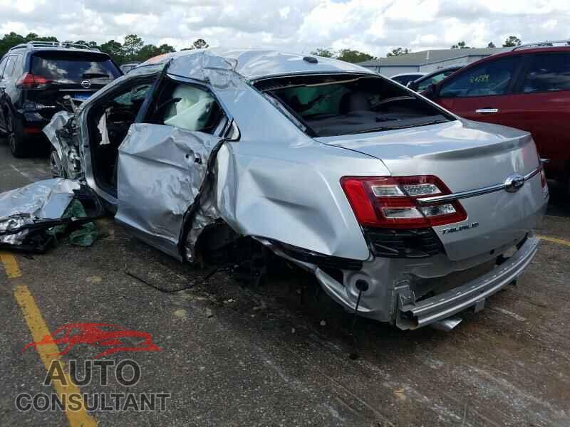FORD TAURUS 2018 - 1FAHP2E87JG115086