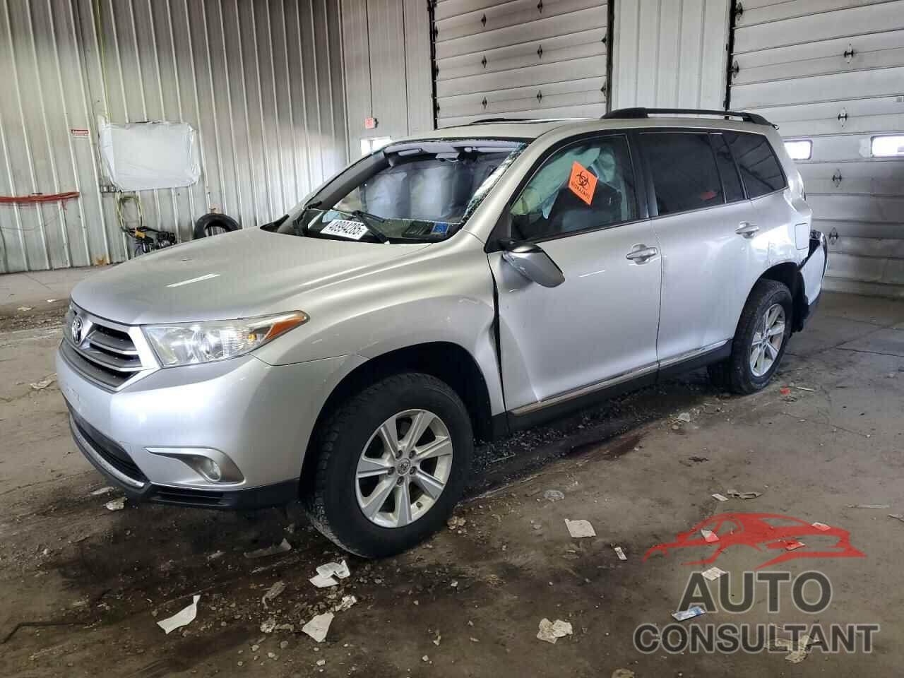 TOYOTA HIGHLANDER 2013 - 5TDBK3EH5DS253921