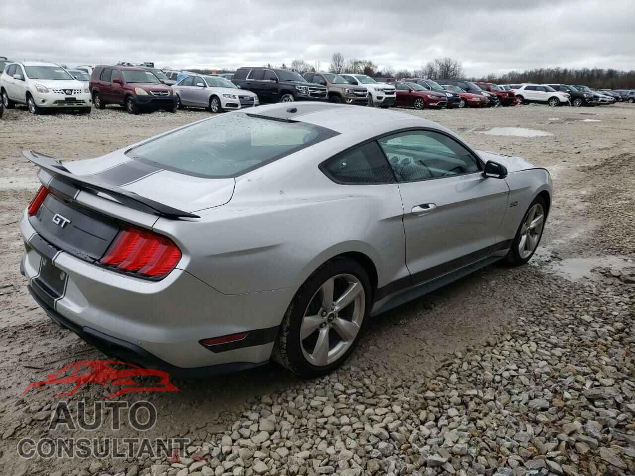 FORD MUSTANG 2019 - 1FA6P8CF7K5194221