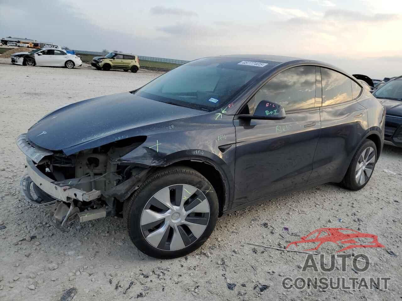 TESLA MODEL Y 2024 - 7SAYGDEE0RA281709