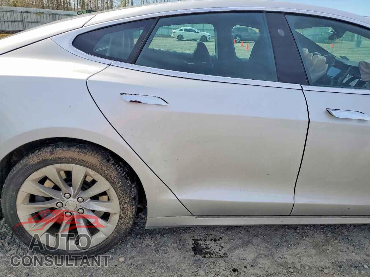 TESLA MODEL S 2018 - 5YJSA1E27JF254751