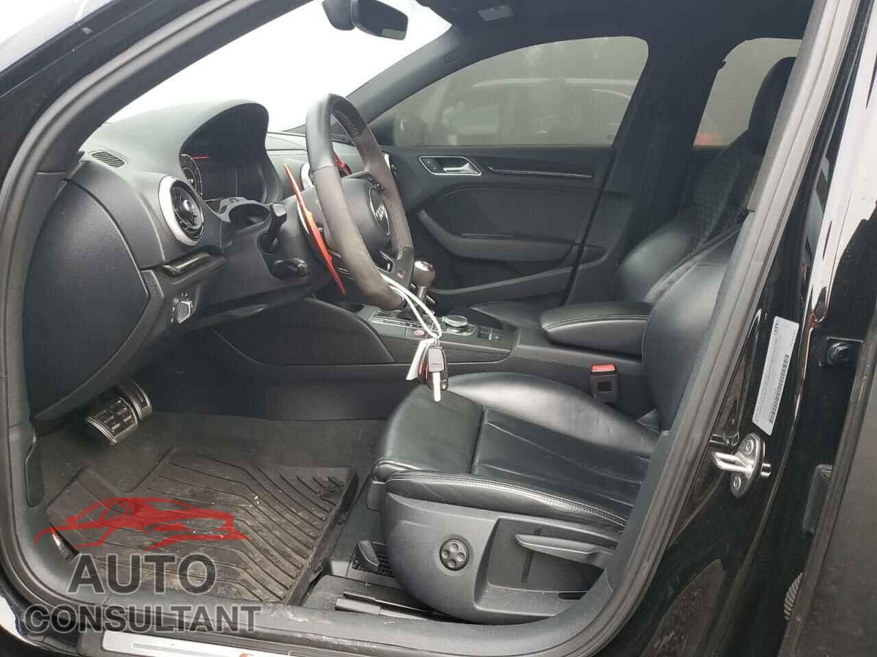 AUDI RS3 2017 - WUABWGFF9H1900433