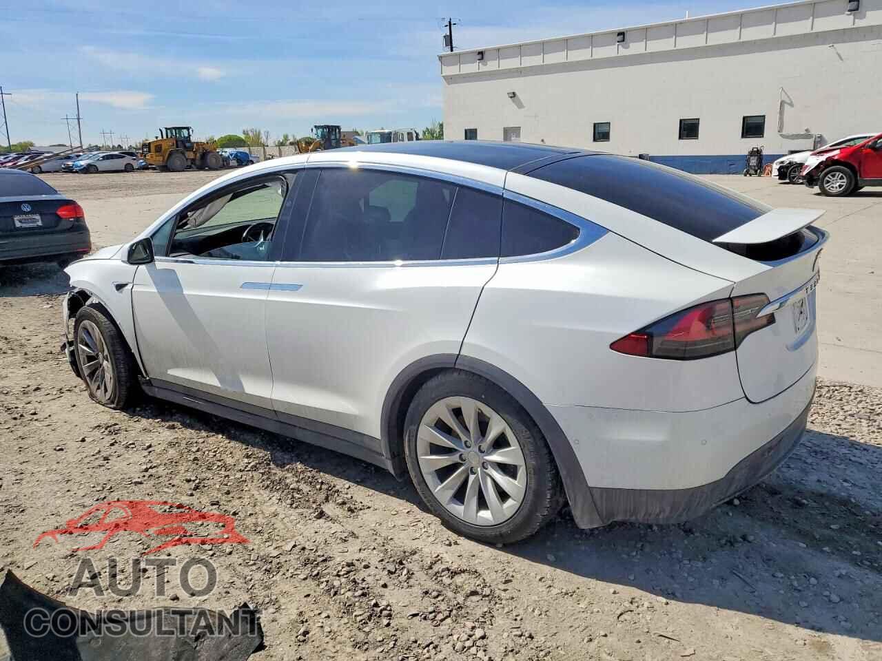 TESLA MODEL X 2019 - 5YJXCDE22KF207467