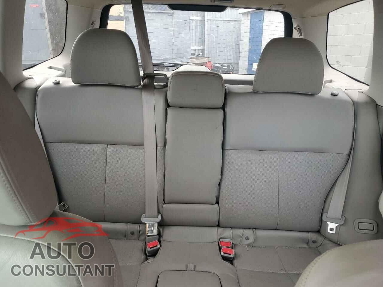 SUBARU FORESTER 2013 - JF2SHAEC5DH437723