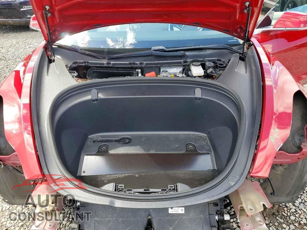 TESLA MODEL 3 2018 - 5YJ3E1EB6JF097433