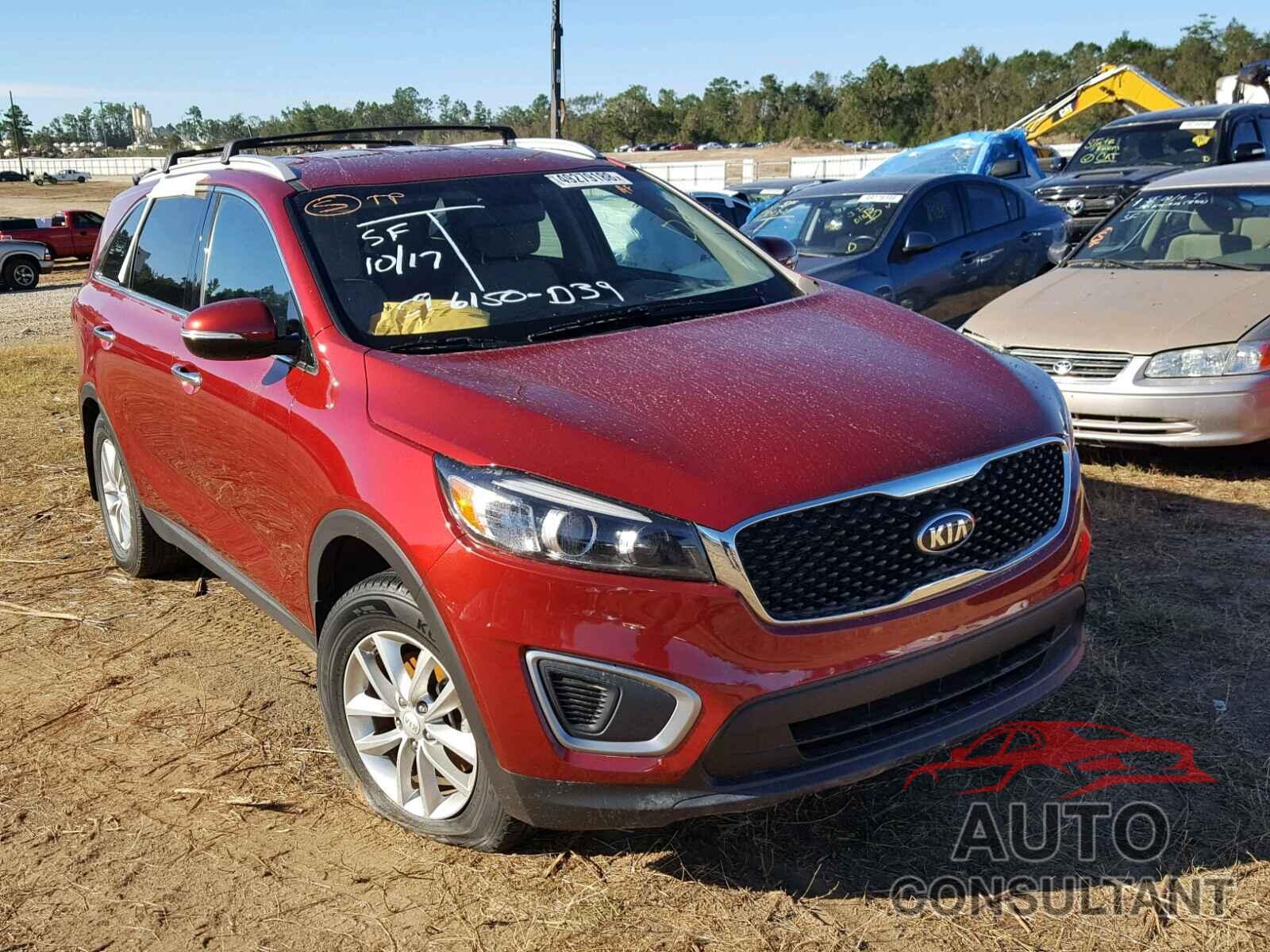 KIA SORENTO LX 2017 - 5XYPG4A35HG204910