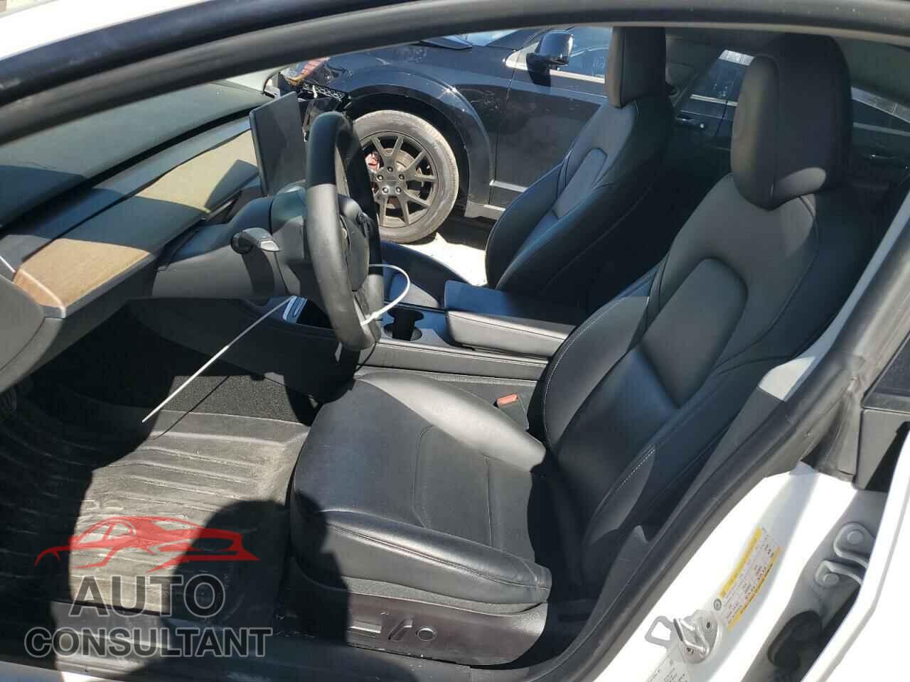 TESLA MODEL 3 2021 - 5YJ3E1EA0MF986272