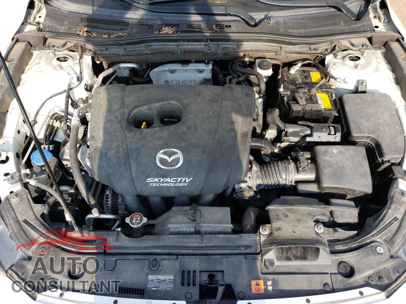 MAZDA 3 2016 - JM1BM1N36G1296958