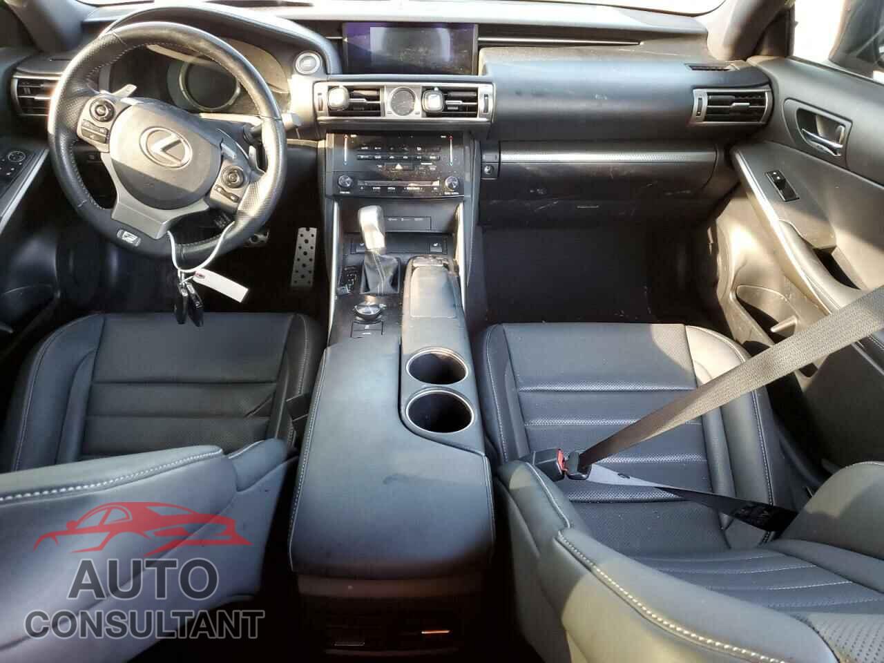 LEXUS IS 2014 - JTHBE1D25E5006820