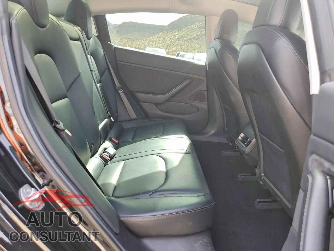 TESLA MODEL 3 2018 - 5YJ3E1EA6JF007656