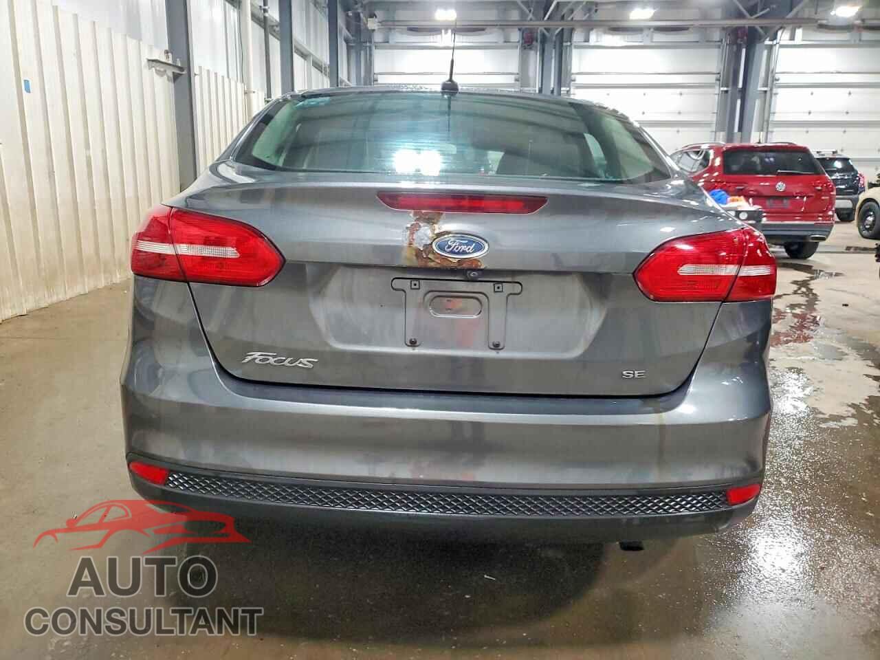 FORD FOCUS 2017 - 1FADP3F26HL205779