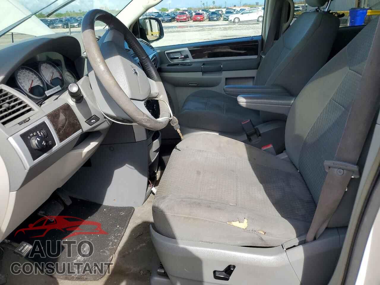 DODGE CARAVAN 2010 - 2D4RN5D11AR297668