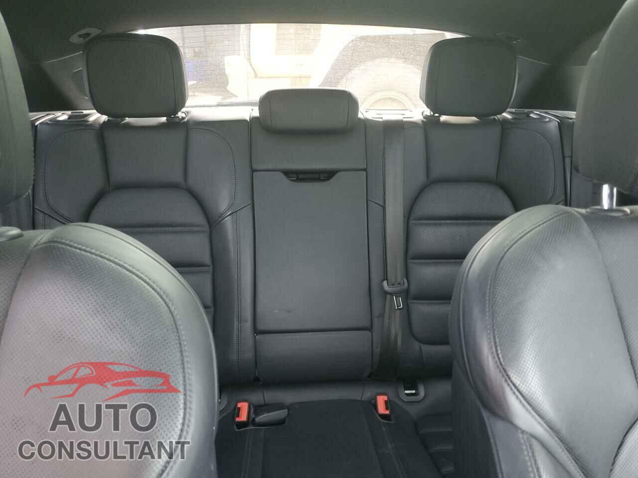 PORSCHE MACAN 2015 - WP1AB2A57FLB56305