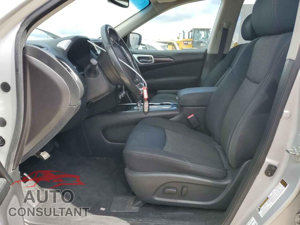 NISSAN PATHFINDER 2017 - 5N1DR2MN3HC673556