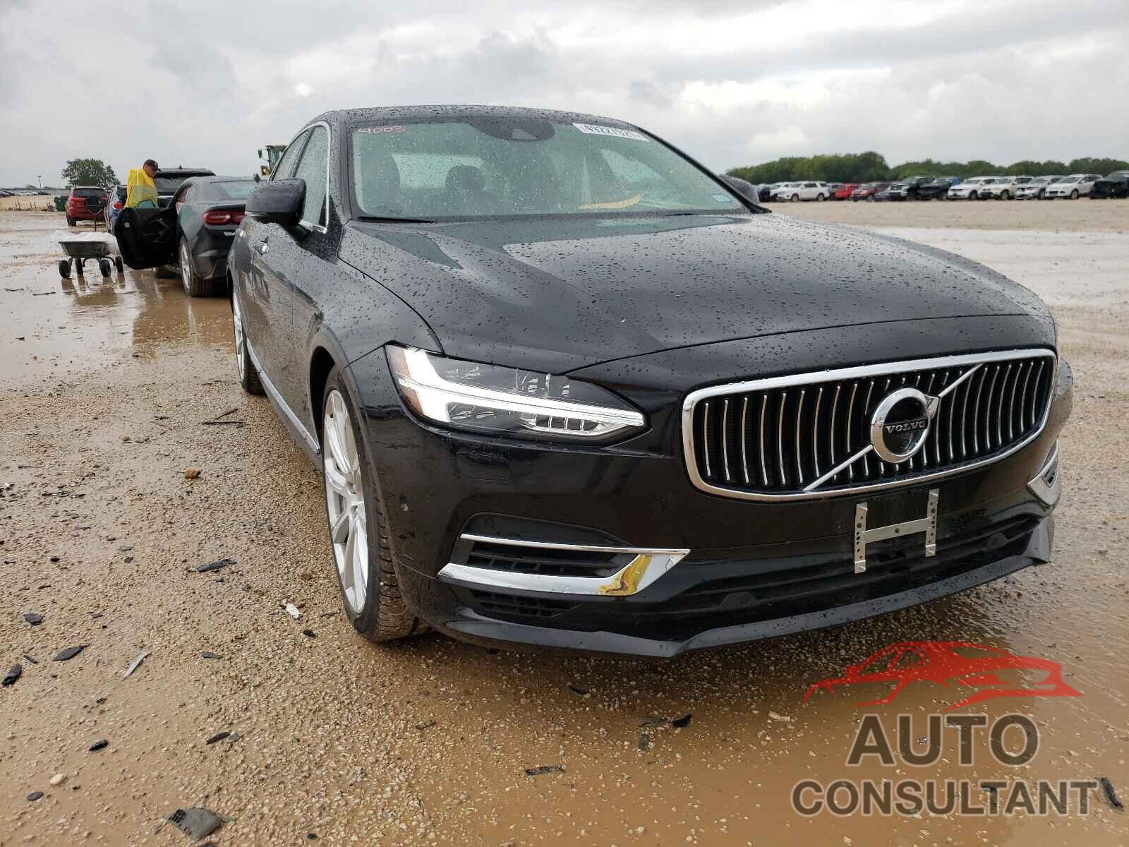 VOLVO S90 2019 - LVYBR0AL0KP084685