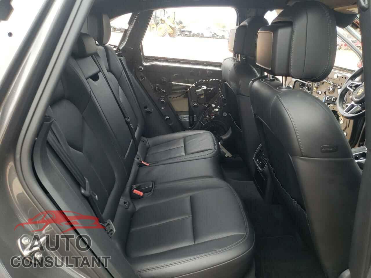 PORSCHE MACAN 2016 - WP1AB2A54GLB41584