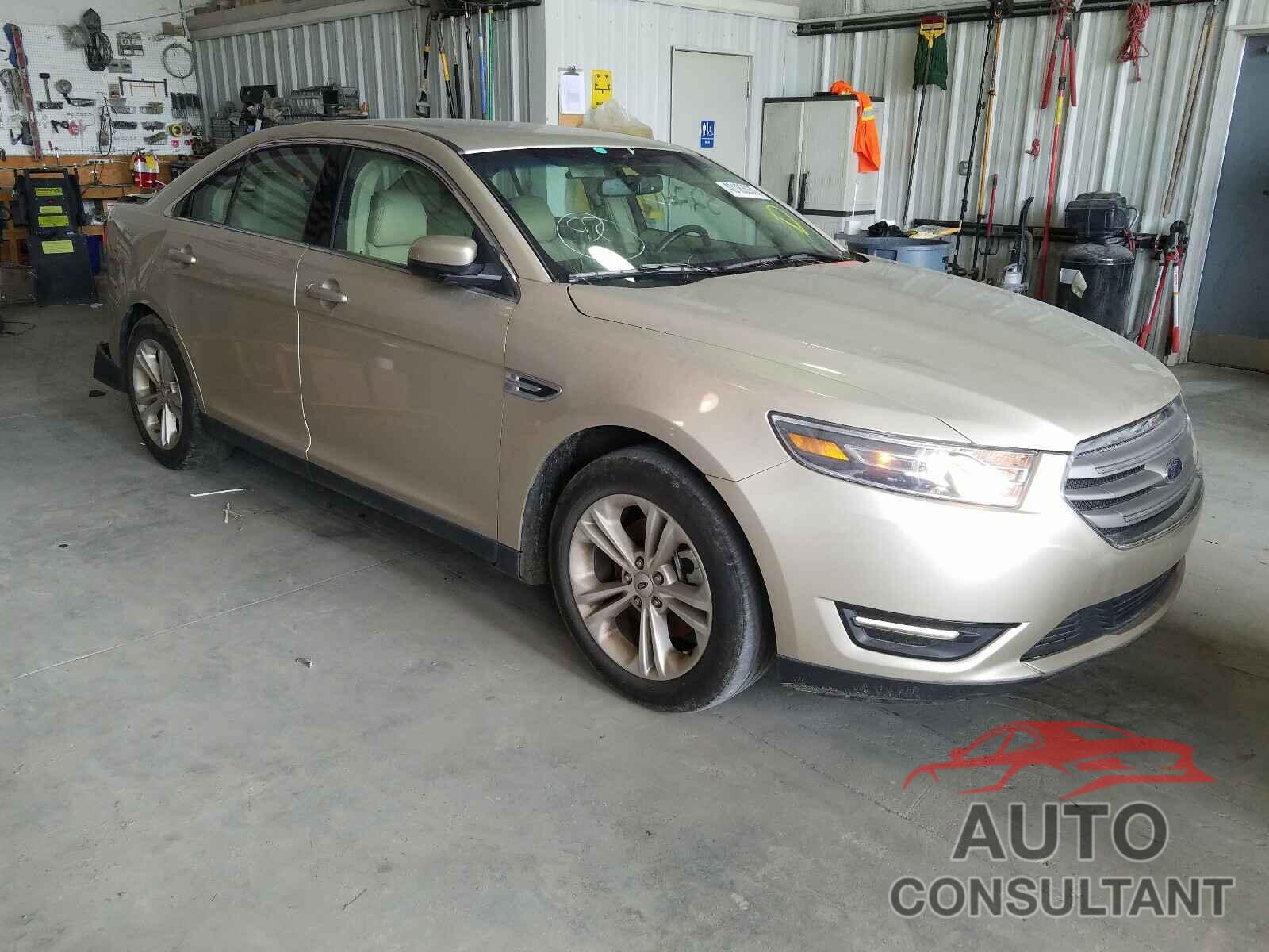 FORD TAURUS 2018 - 1FAHP2E86JG113149