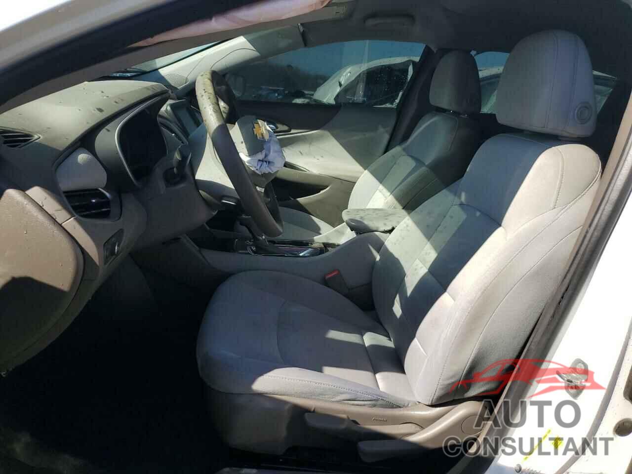 CHEVROLET MALIBU 2018 - 1G1ZB5ST4JF101054