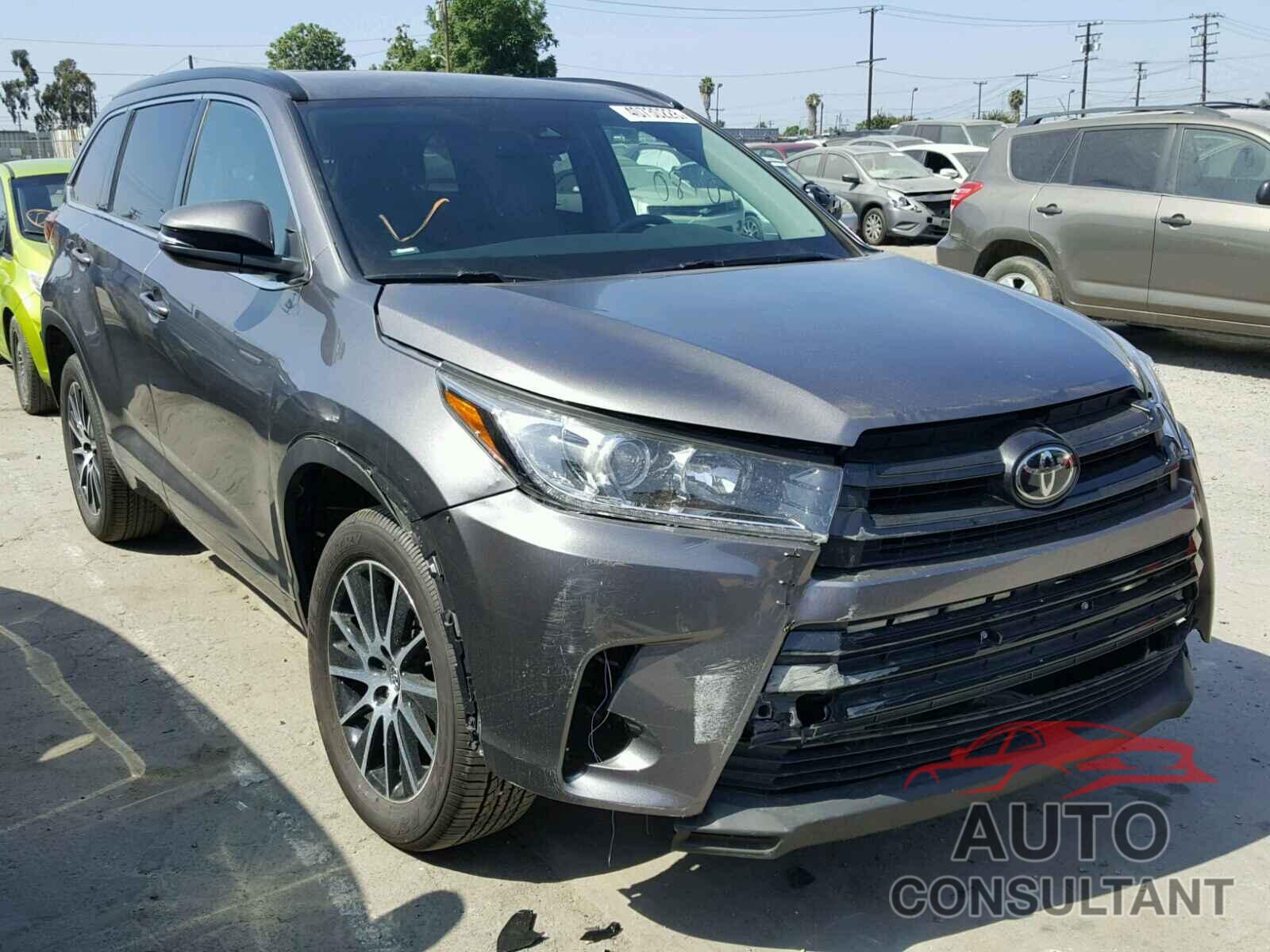 TOYOTA HIGHLANDER 2017 - 5TDKZRFH6HS514332