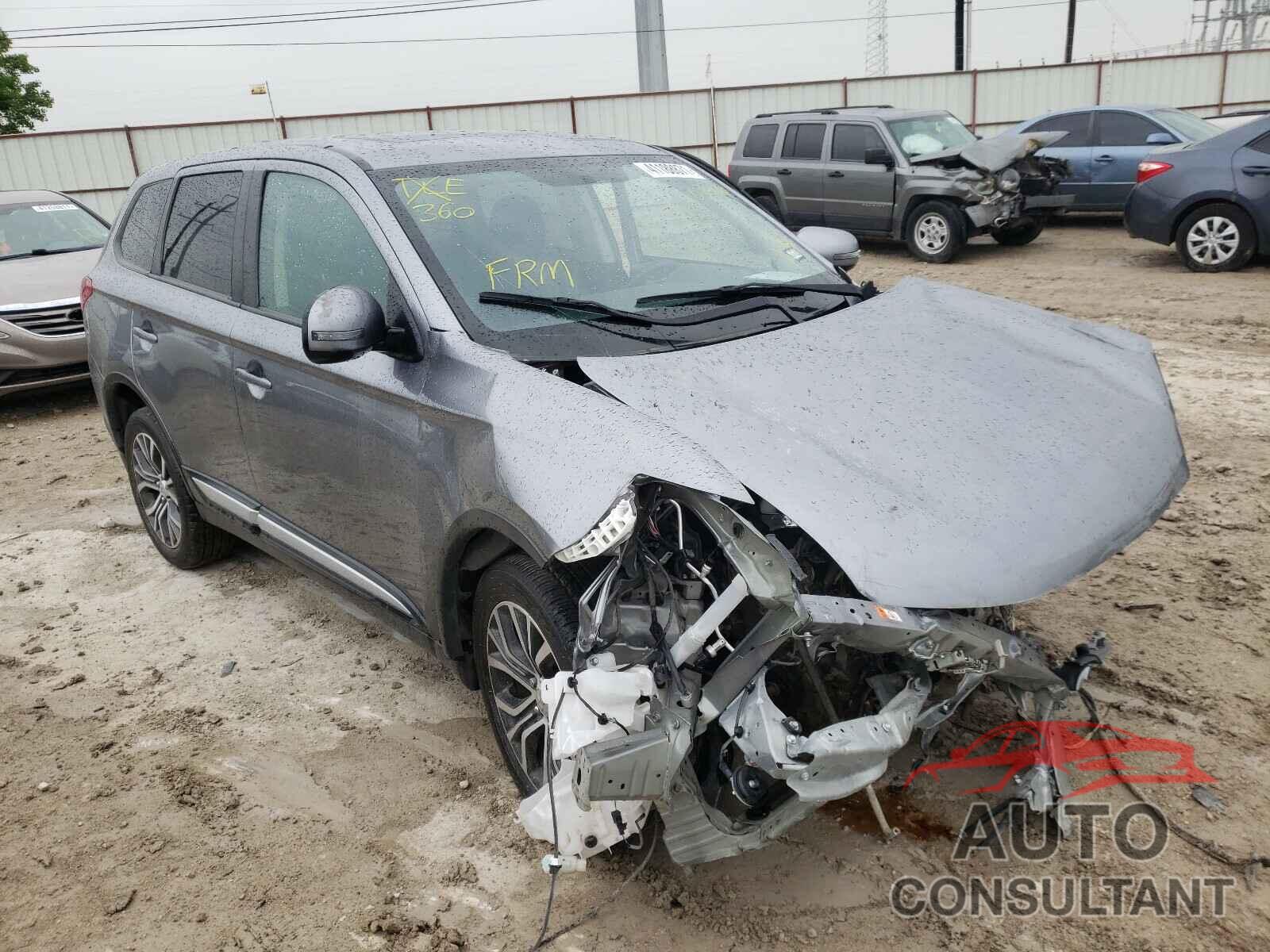 MITSUBISHI OUTLANDER 2018 - JA4AD3A32JZ021586