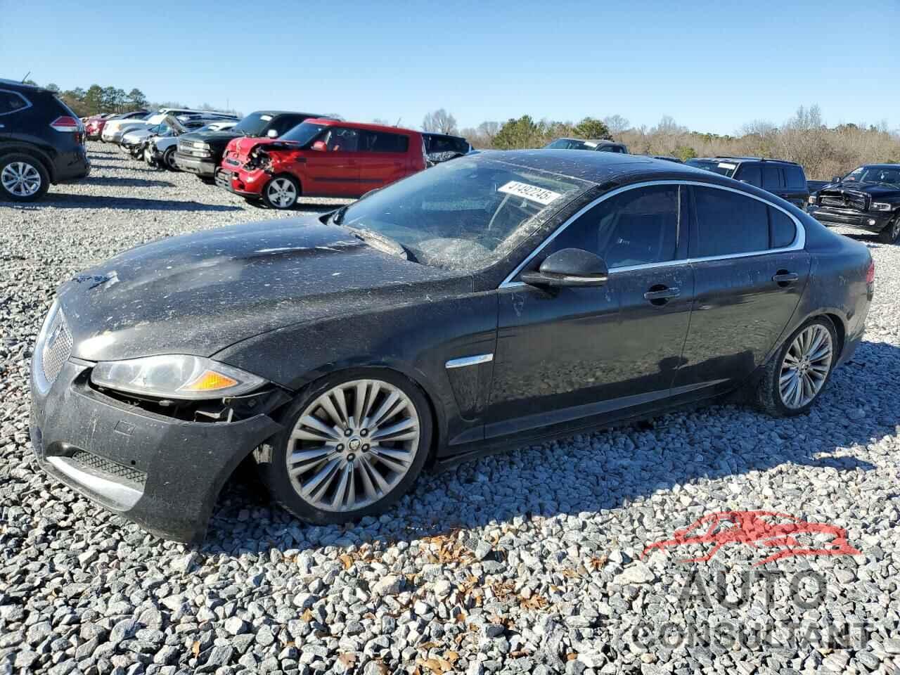 JAGUAR XF 2012 - SAJWA0HBXCLS52419