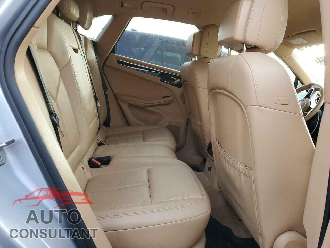 PORSCHE MACAN 2016 - WP1AB2A55GLB40251