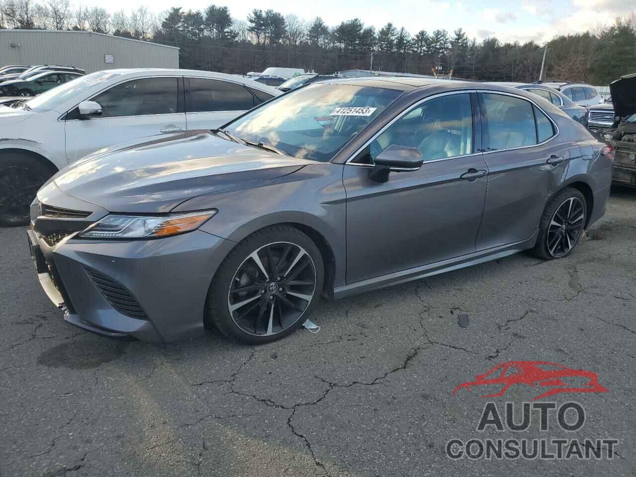 TOYOTA CAMRY 2018 - 4T1BZ1HK5JU501563