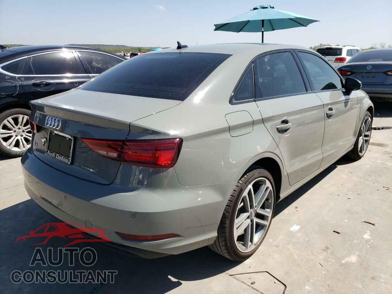 AUDI A3 2020 - WAUCUGFF2LA017481