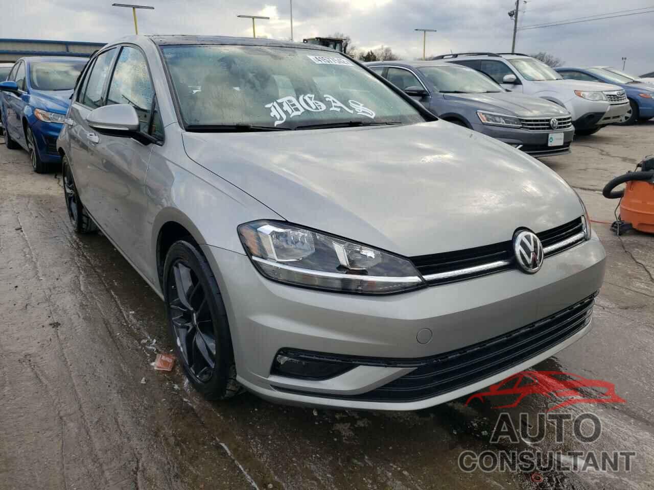 VOLKSWAGEN GOLF 2018 - 3VWG17AU5JM255812