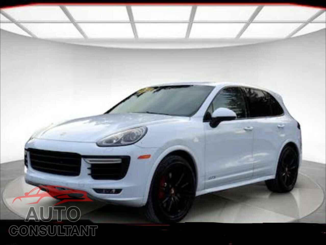 PORSCHE CAYENNE 2022 - WP1AA2AY2NDA06673