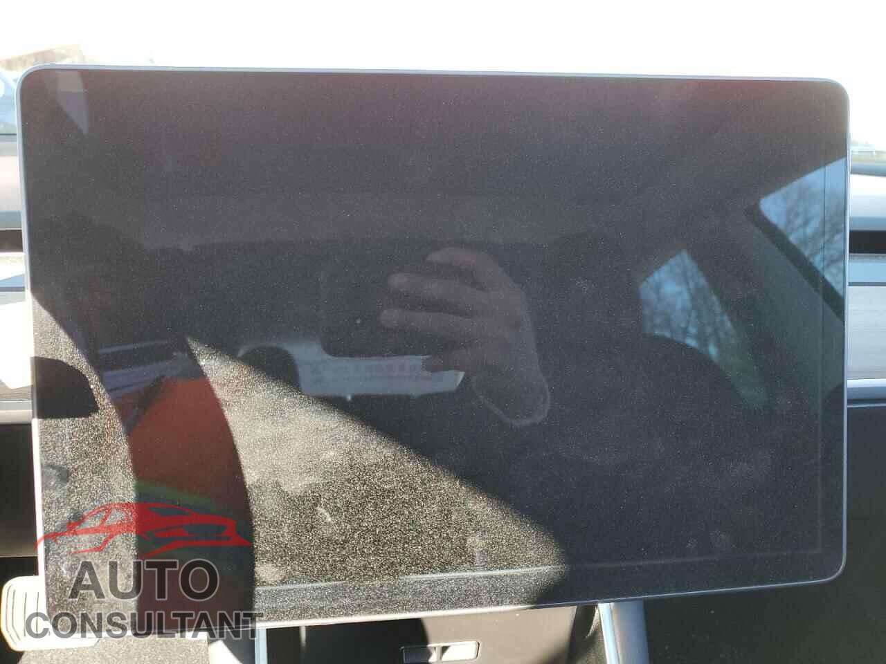 TESLA MODEL 3 2017 - 5YJ3E1EA3HF000383