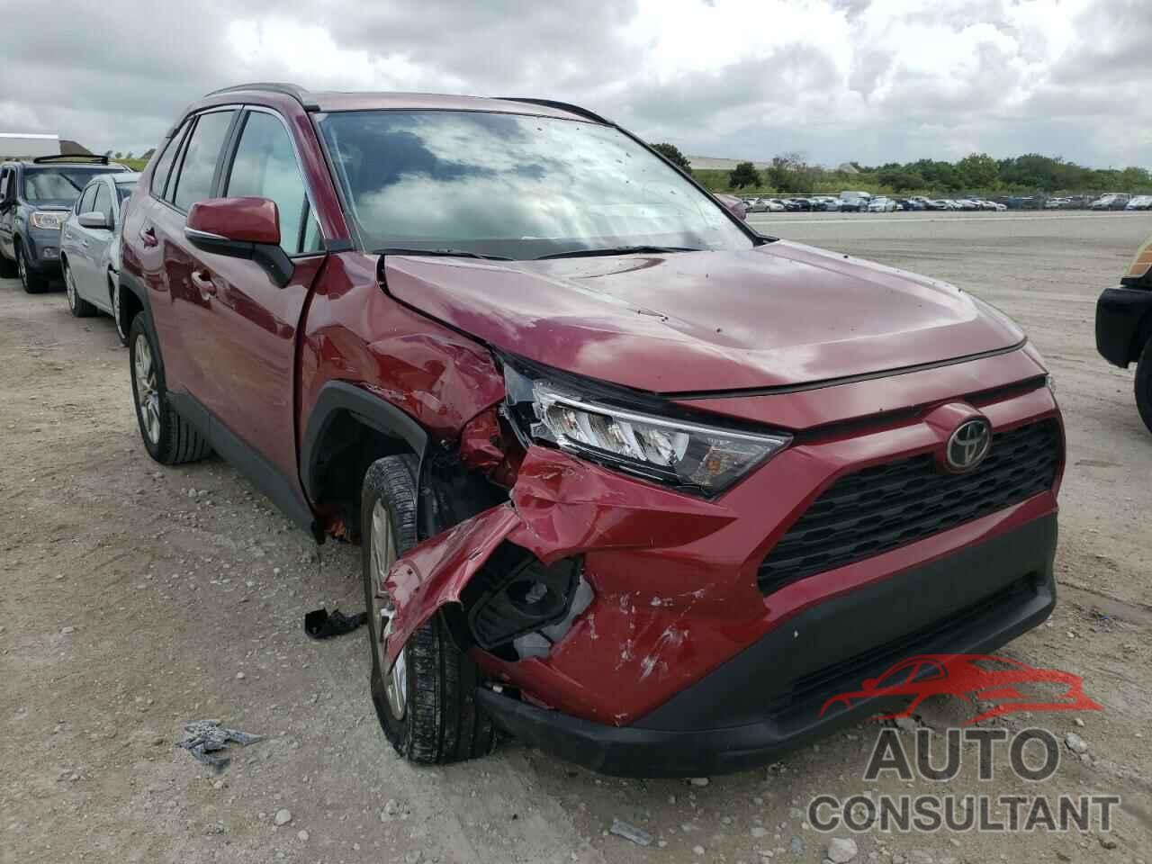 TOYOTA RAV4 2021 - 2T3C1RFV0MW169454