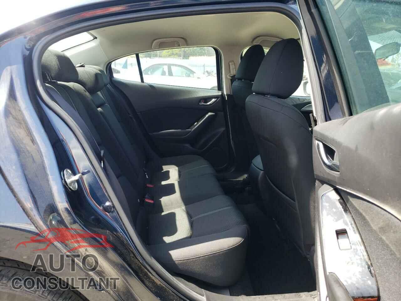 MAZDA 3 2017 - 3MZBN1U79HM102409