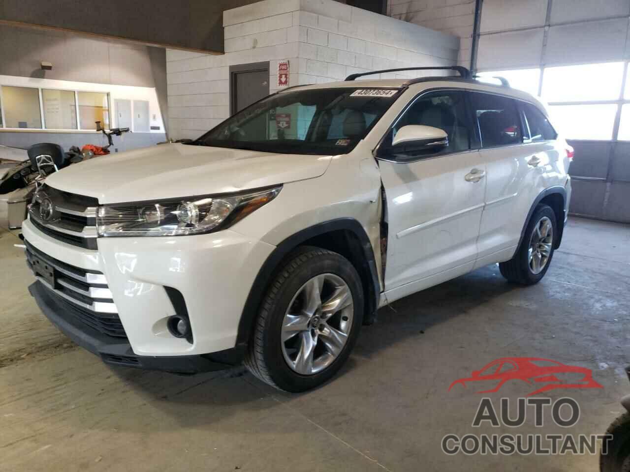 TOYOTA HIGHLANDER 2018 - 5TDDZRFH9JS492955