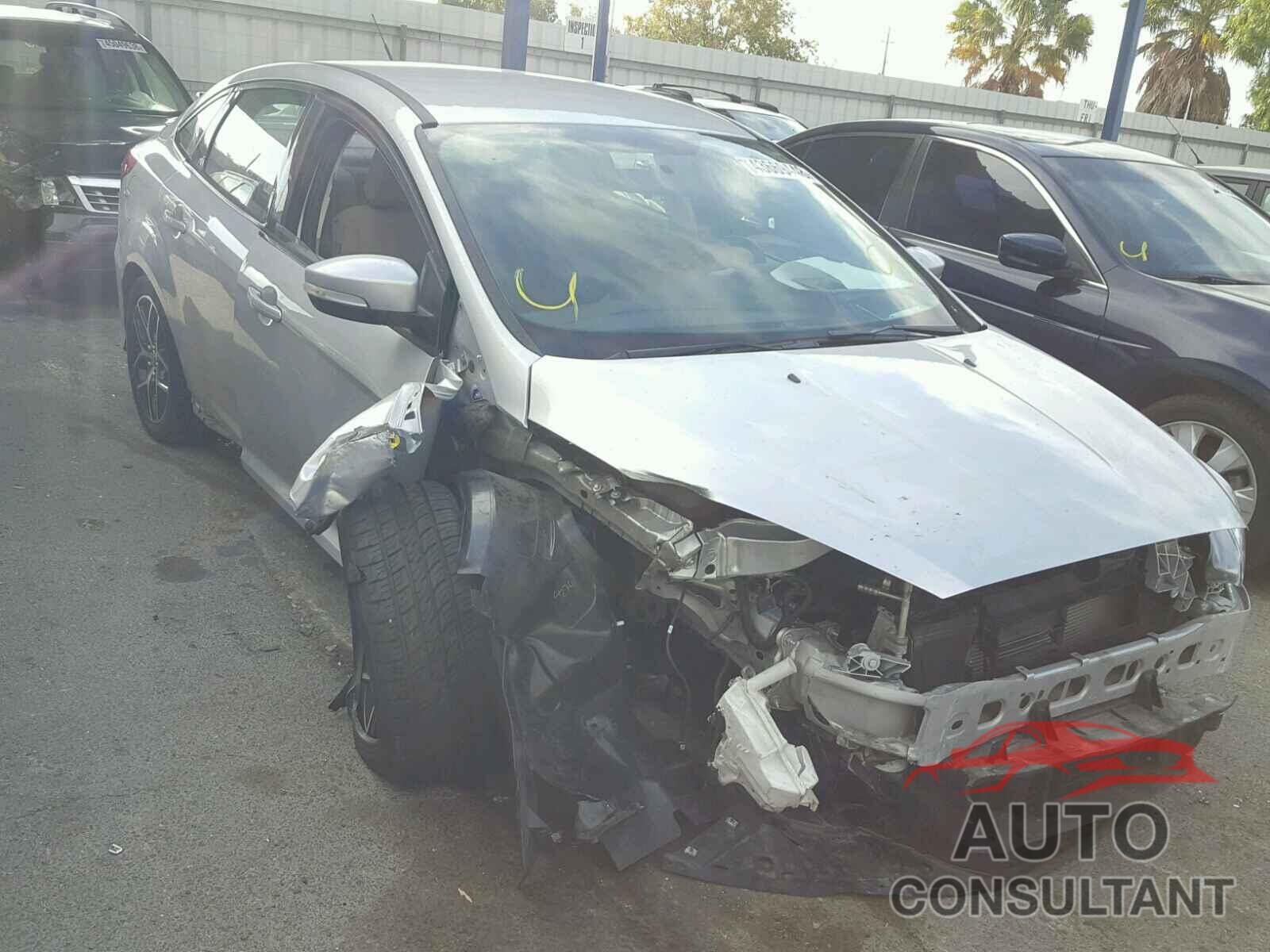 FORD FOCUS 2015 - 1FADP3FE0FL364112