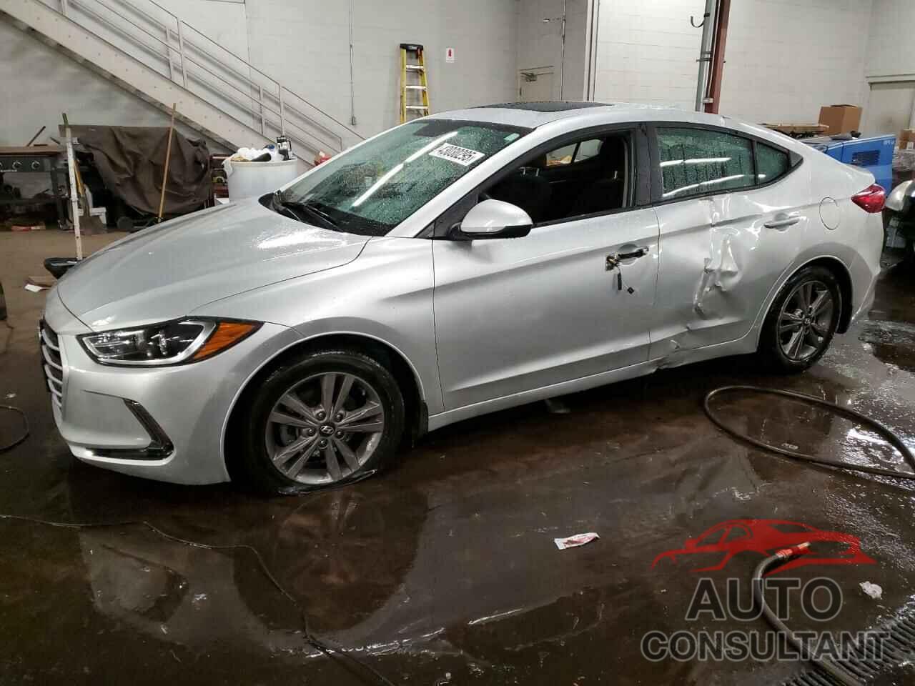 HYUNDAI ELANTRA 2018 - 5NPD84LF4JH369921