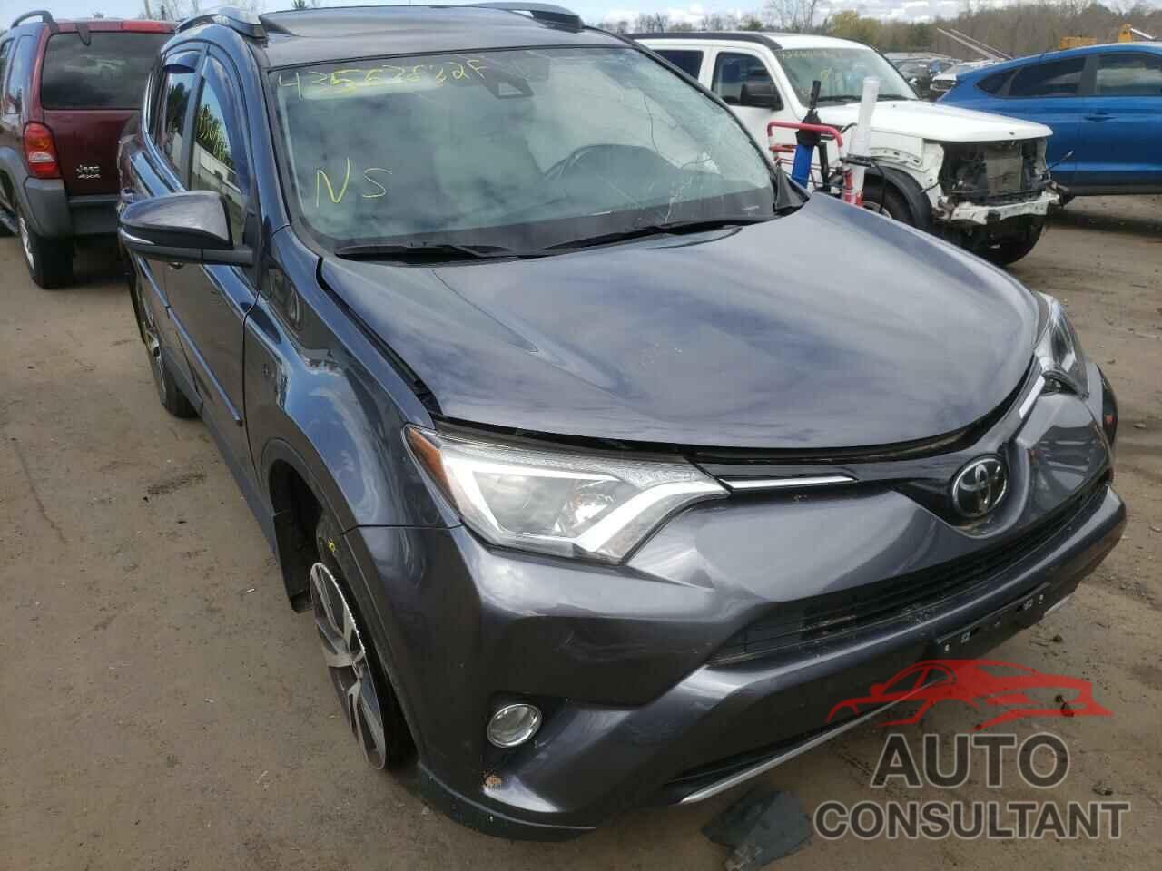 TOYOTA RAV4 2017 - JTMRFREV7HD209674