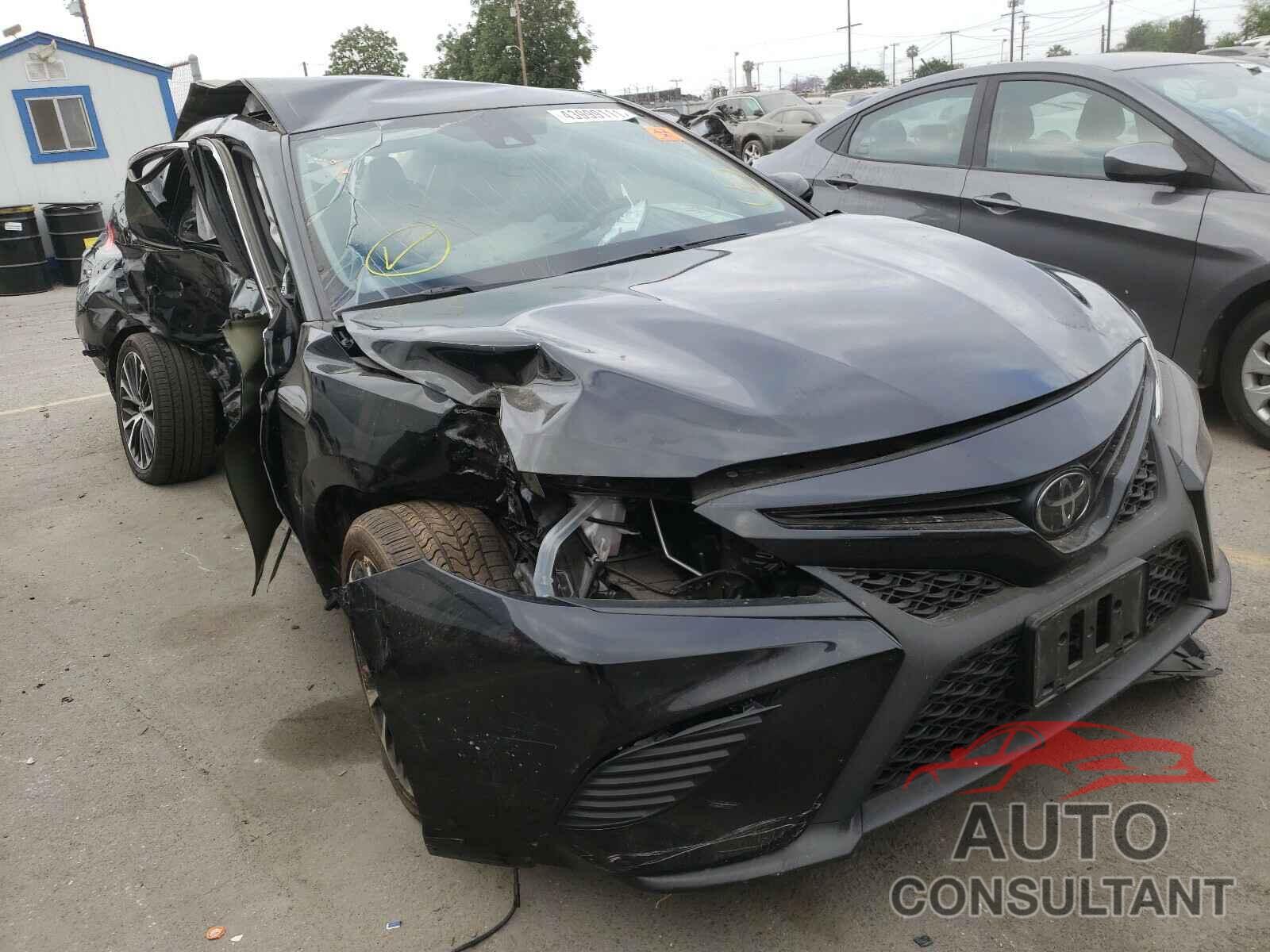 TOYOTA CAMRY 2020 - 4T1G11AK8LU944722