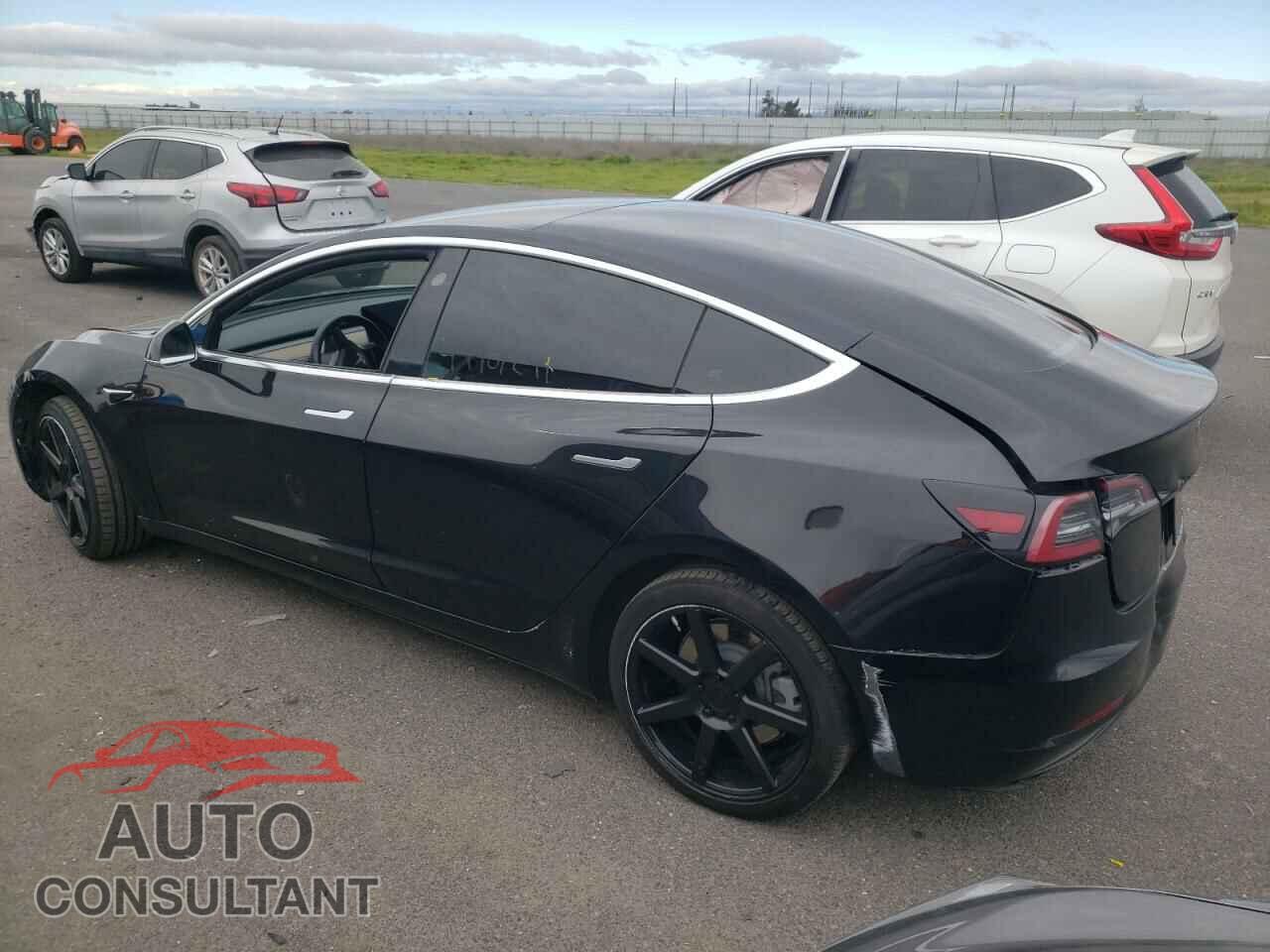 TESLA MODEL 3 2019 - 5YJ3E1EA9KF317558