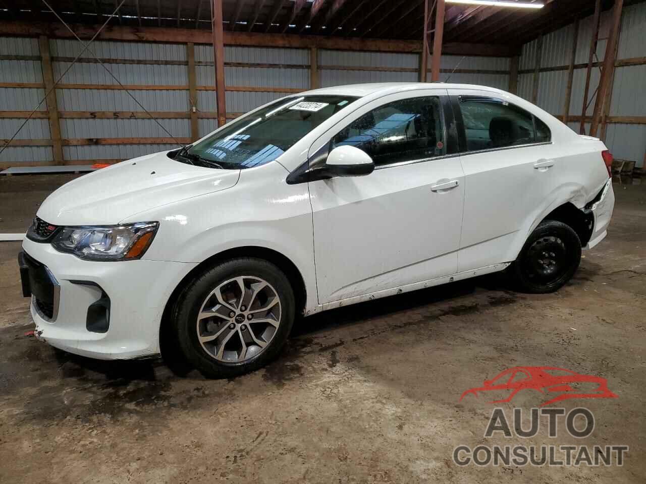 CHEVROLET SONIC 2018 - 1G1JD5SH6J4109834