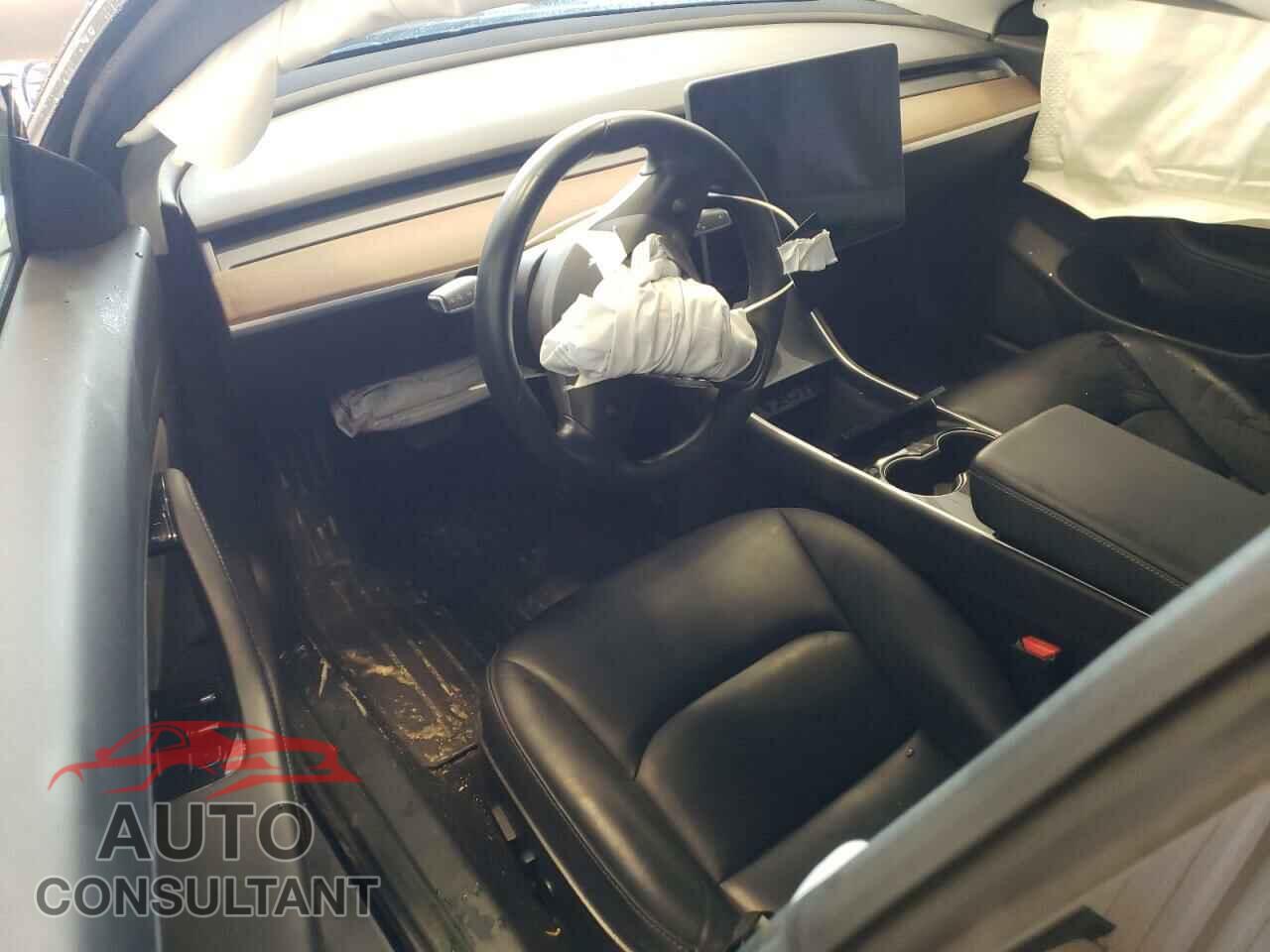 TESLA MODEL 3 2018 - 5YJ3E1EB2JF150984