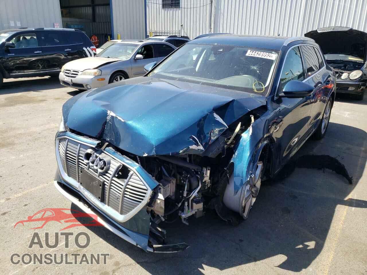 AUDI E-TRON 2019 - WA1LABGE2KB012000