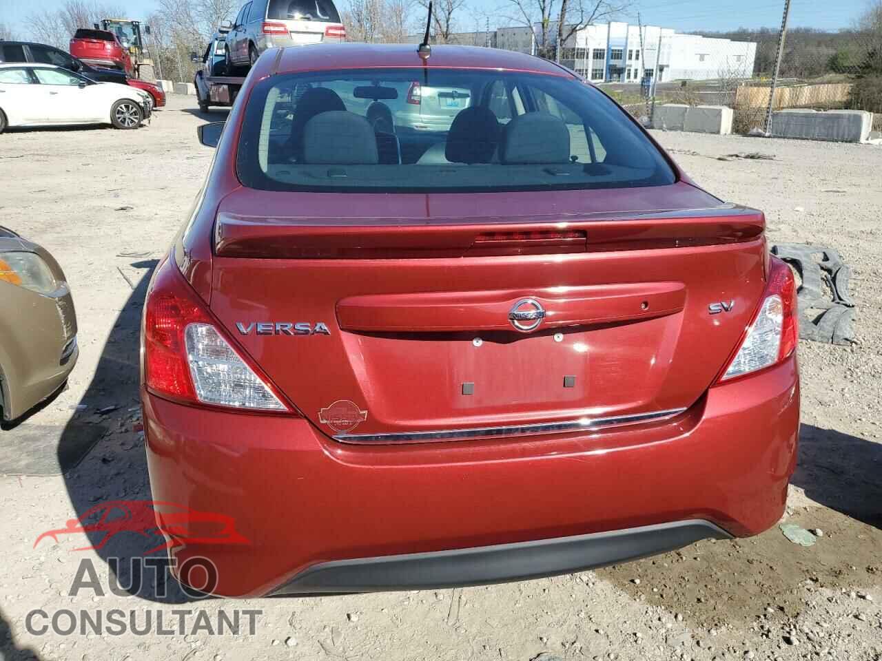 NISSAN VERSA 2017 - 3N1CN7AP1HL841023